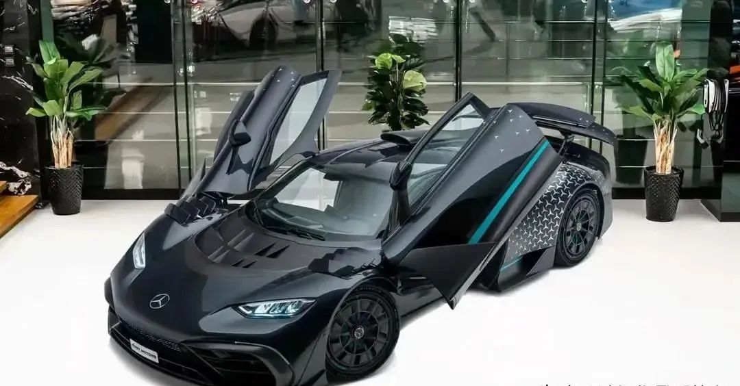 McLaren Senna: The Track - Focused Hypercar Honoring a Racing Legend